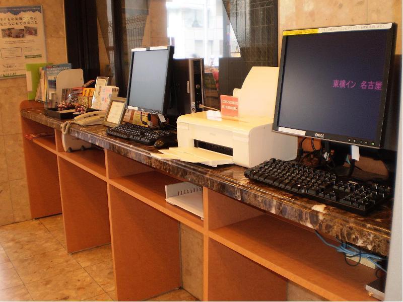Toyoko Inn Nagoya-Eki Sakuradori-Guchi Honkan Екстер'єр фото