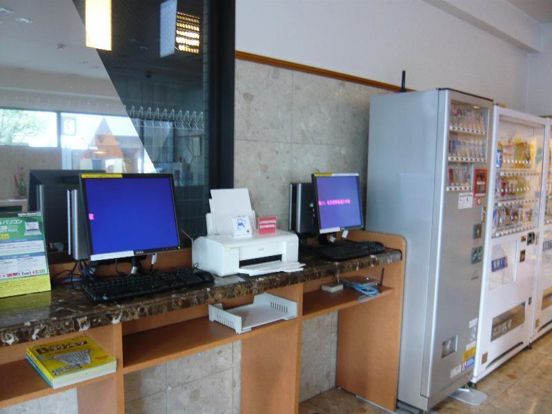Toyoko Inn Nagoya-Eki Sakuradori-Guchi Honkan Екстер'єр фото